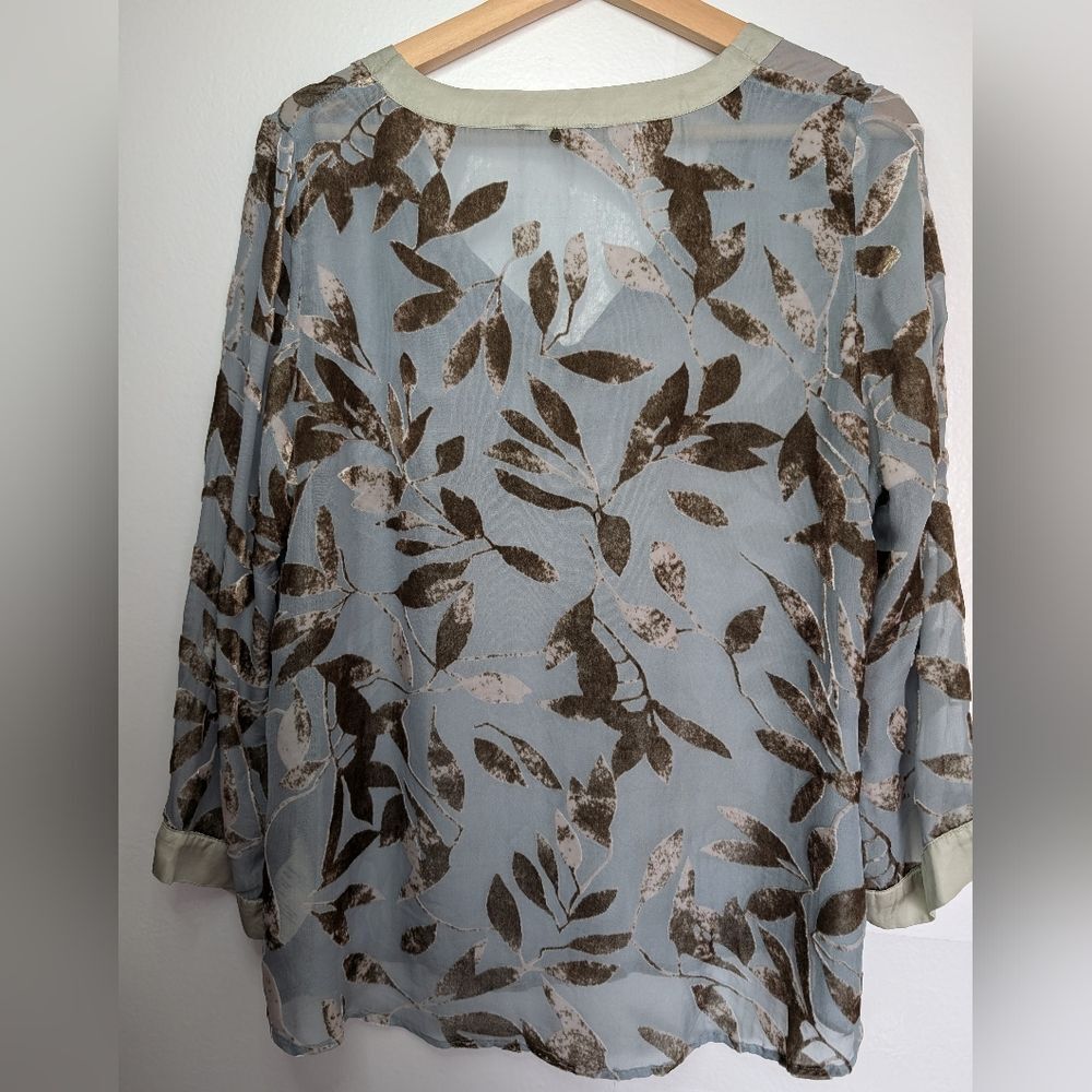 Nile (Swiss Brand) Silk Floral Burnout Velvet  Grey Blue Size M - Picture 14 of 14